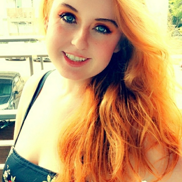 Meet your Posher, Maggie - Picture 2 of 3